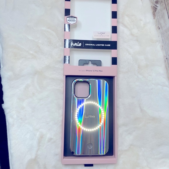🥳HOST PICK!!!🥳🌸Halo LuMee x Paris Hilton for iPhone 12 Pro Max🌸 - Picture 5 of 9